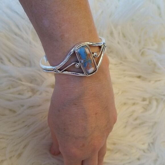 Bangle Bracelet silvertone with Turquoise stone - Picture 2 of 10